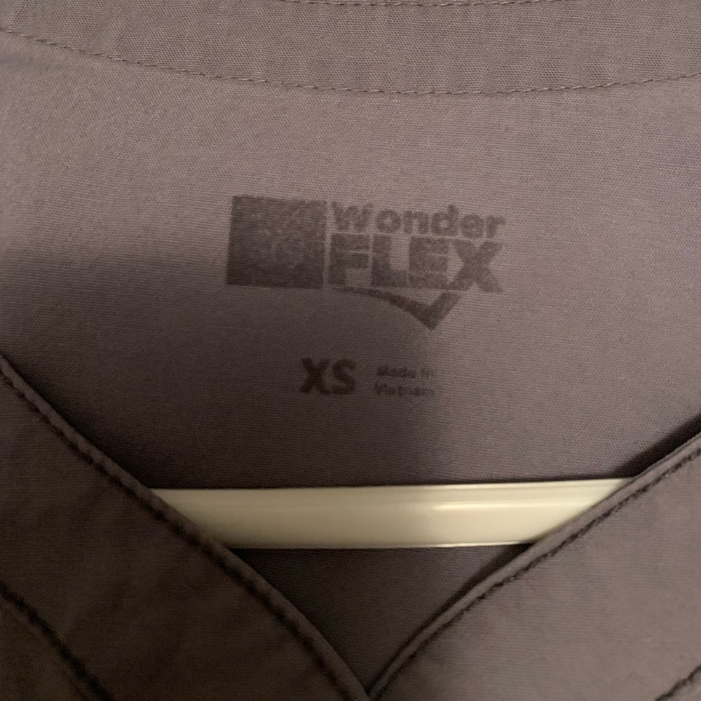 Gray Scrub Set - image 2